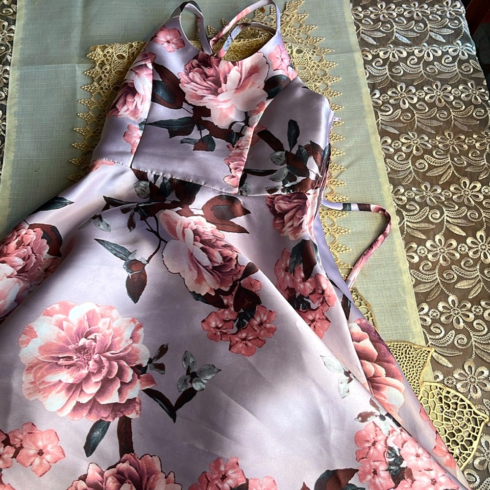 Beautiful Girls Floral Dress With Train
